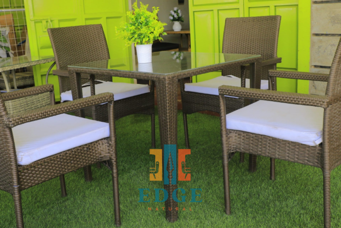 4 seater Armchairs with a square table