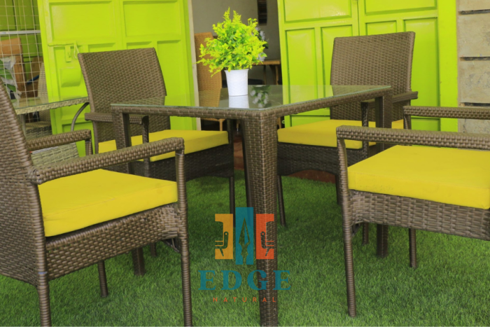 4 seater Armchairs with a table